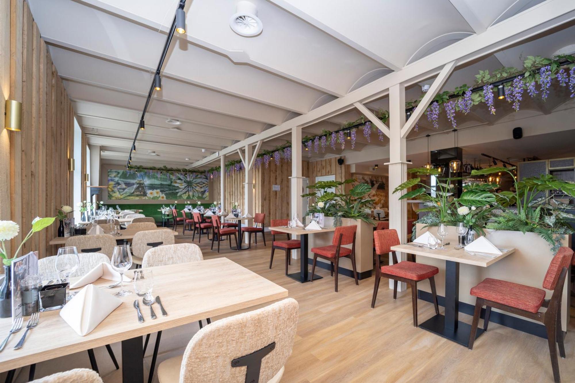 Fletcher Hotel-Restaurant De Borken Dwingeloo Exteriör bild