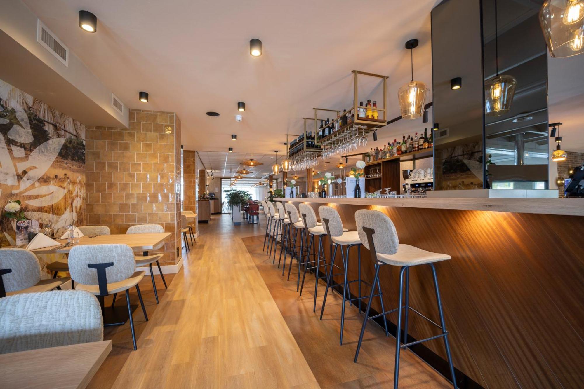 Fletcher Hotel-Restaurant De Borken Dwingeloo Exteriör bild